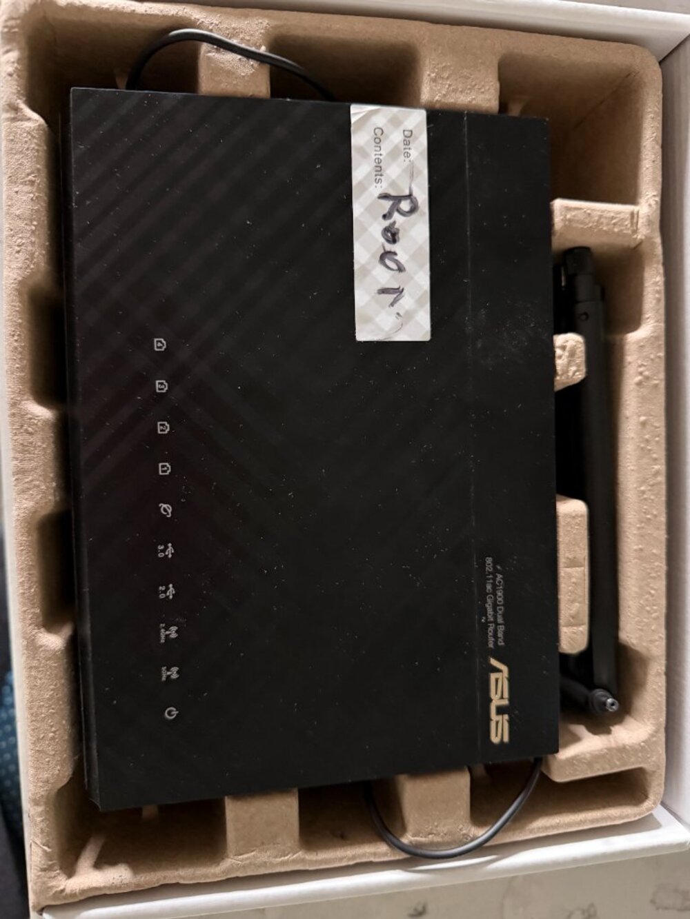 ASUS RT-AC68U Wireless Dual-Band Gigabit Router - Picture 4 of 4